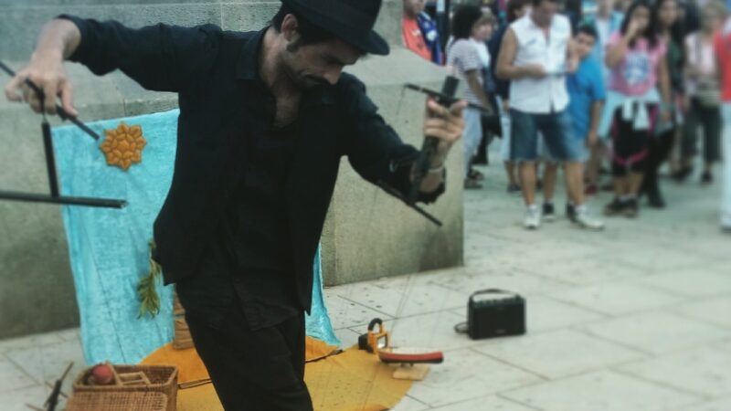 Pupeeter in the streets of Barcelona