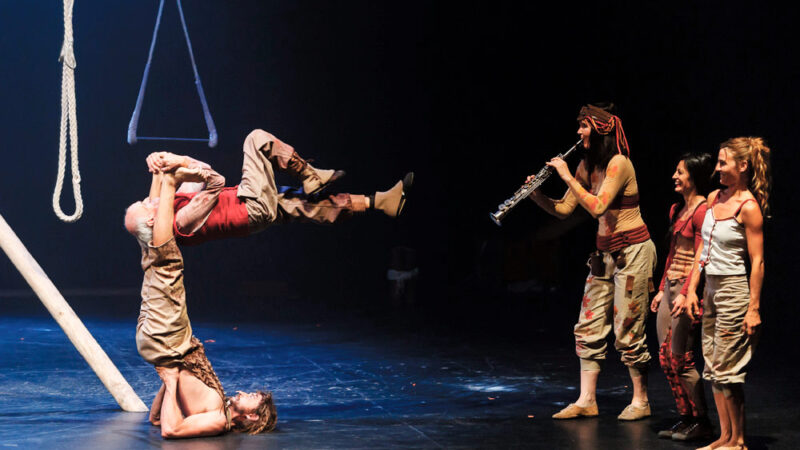 Free circus in Montjuic Castle